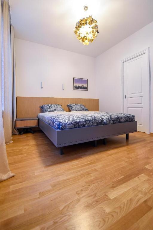 City Centre Chic Apartment Ljubljana 2/4 Luaran gambar
