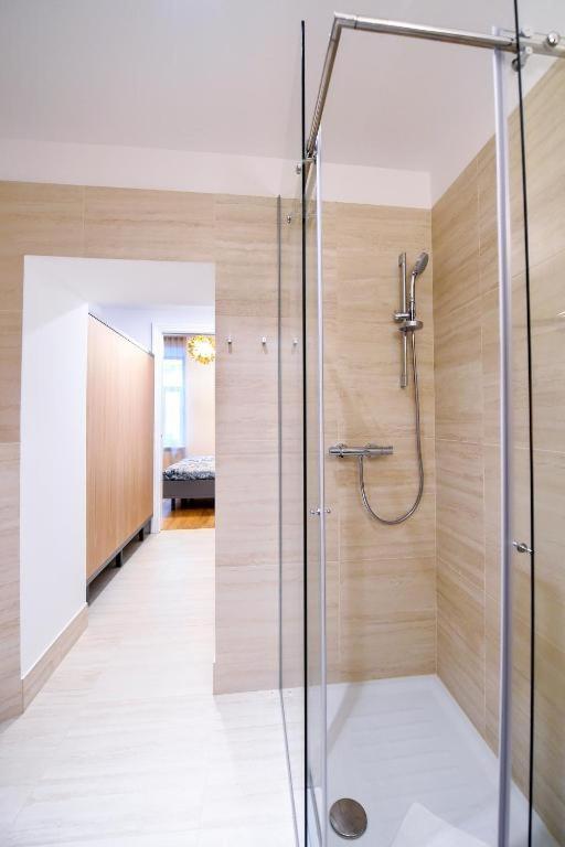 City Centre Chic Apartment Ljubljana 2/4 Luaran gambar