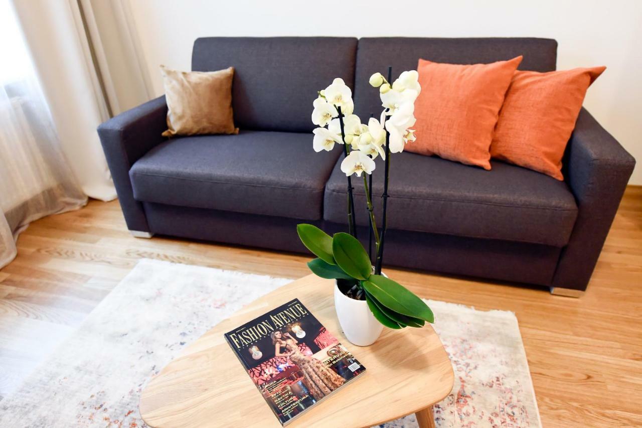 City Centre Chic Apartment Ljubljana 2/4 Luaran gambar