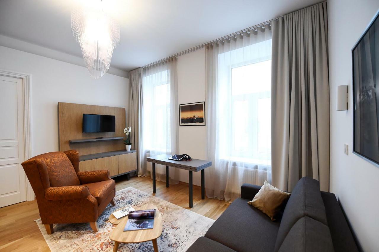 City Centre Chic Apartment Ljubljana 2/4 Luaran gambar
